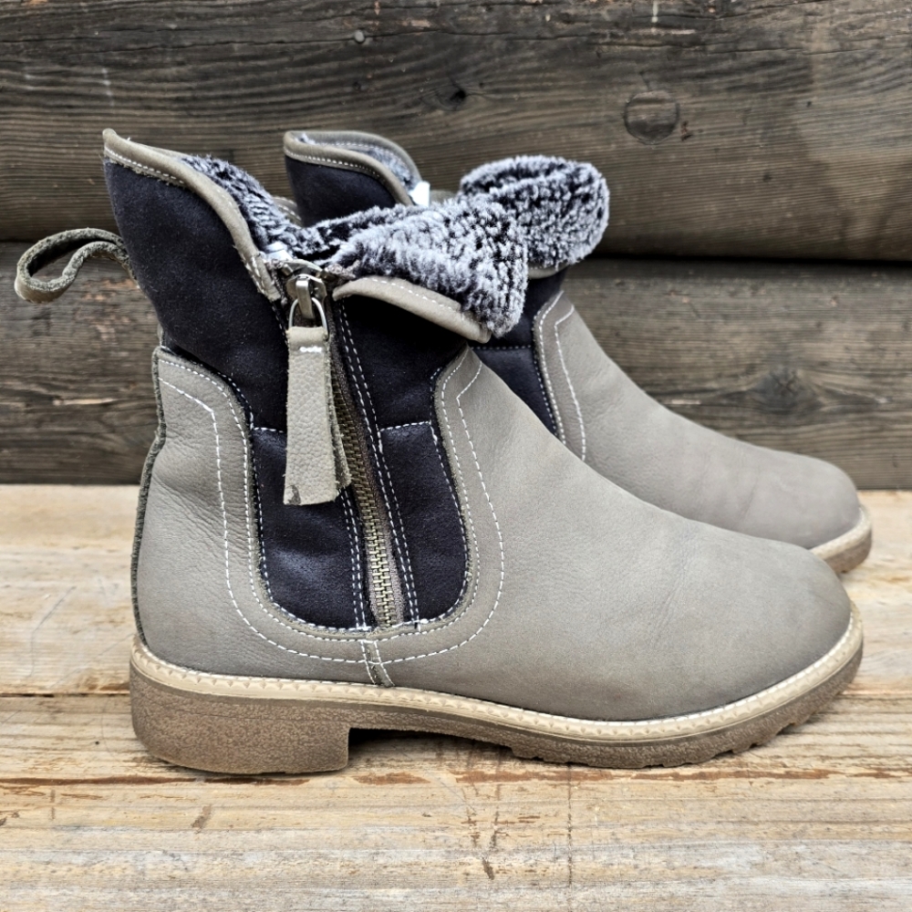 G.H. Bass & Co. Haley Taupe Nubuck Leather, Faux Fur Lined Winter Boots. WMS 9M